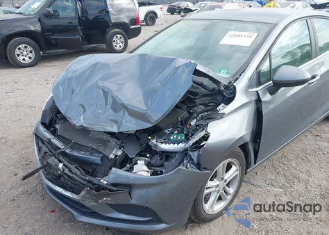 2018 Chevrolet Cruze Lt Auto из США, поврежденный, VIN 1G1BE5SM3J7184665